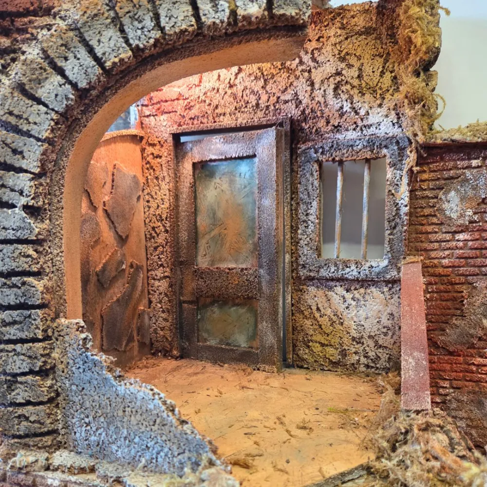 Rudere in stile napoletano con fontana e illuminazione per statue da 15-20 cm