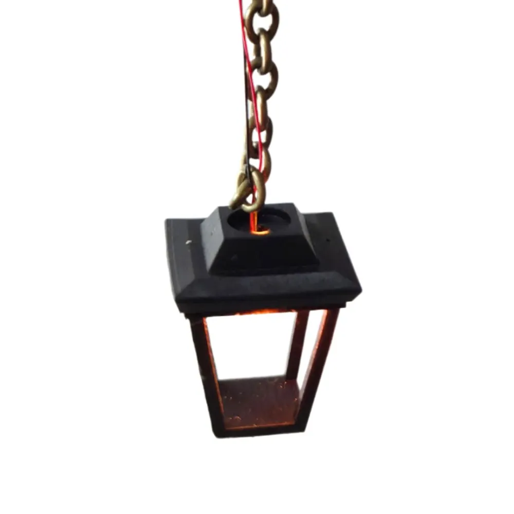 Lume da appendere per statue da 15-20 cm