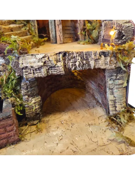 Borgo in legno e sughero con fontana, grotta e illuminazione per statue da 8 cm