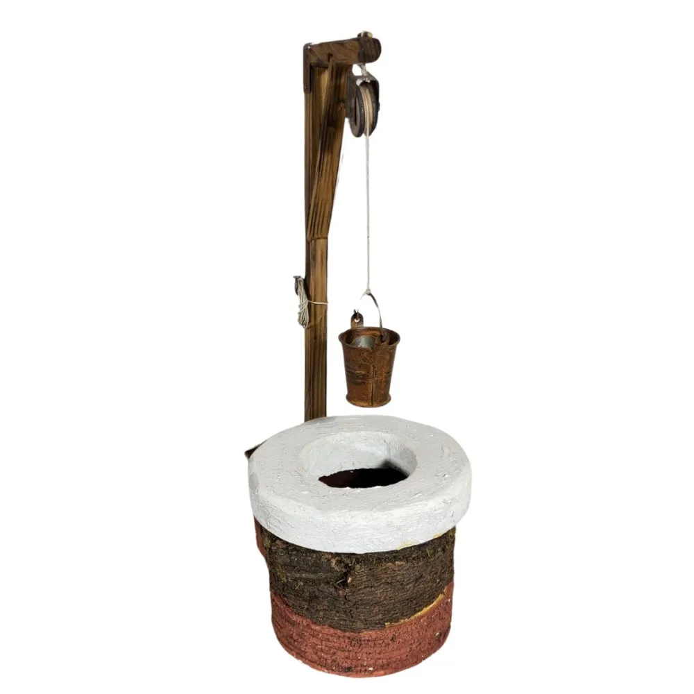 Well with Rusted Bucket and Pulley for 30 cm Nativity Figures