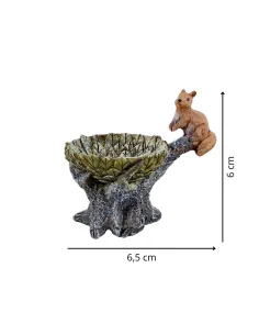 Resin Squirrel with Tree Trunk for 10–12 cm Nativity Figures 2