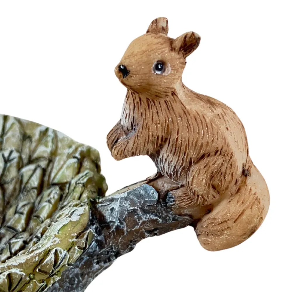 Resin Squirrel with Tree Trunk for 10–12 cm Nativity Figures