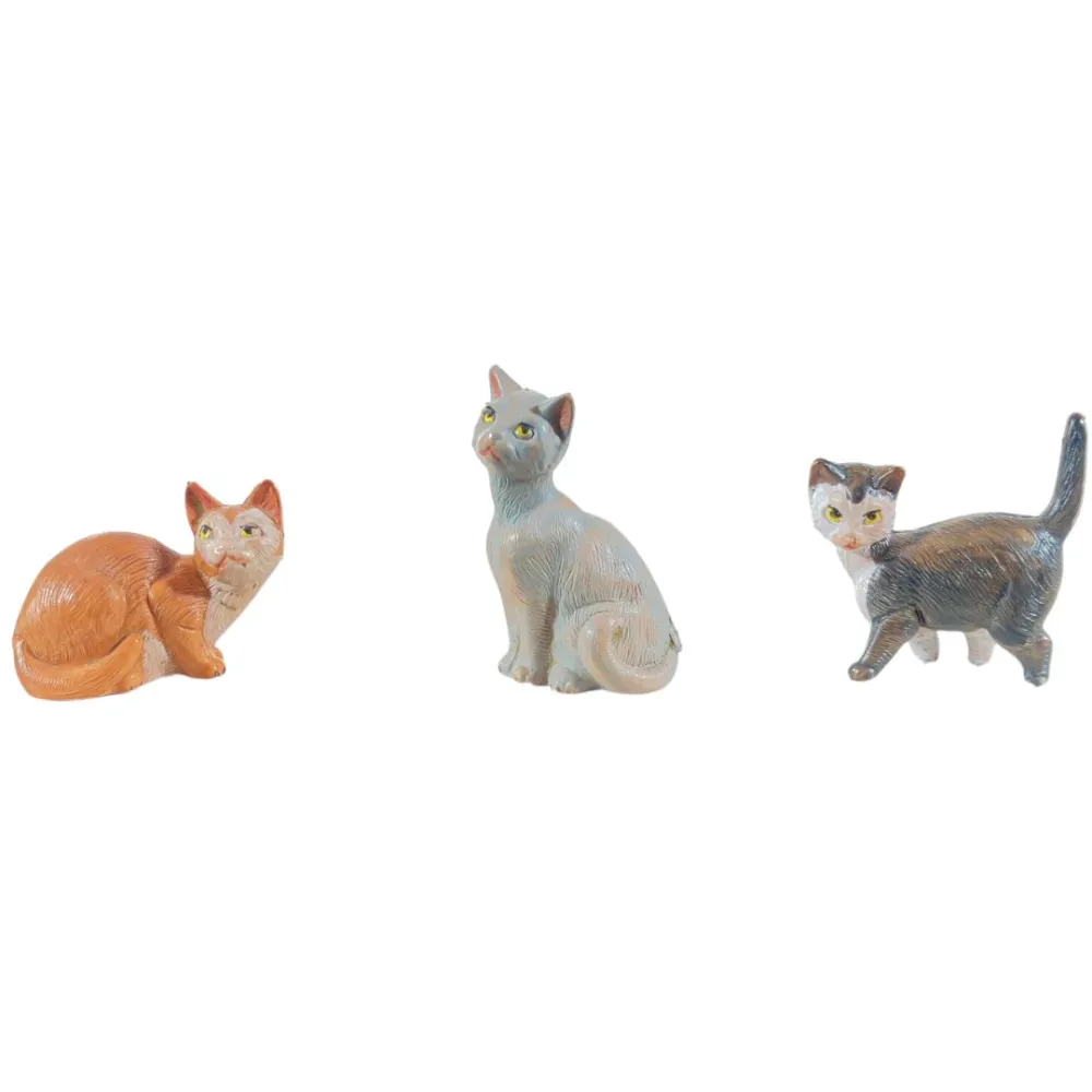 Set of Three Assorted PVC Cats for 20 cm Nativity Figures