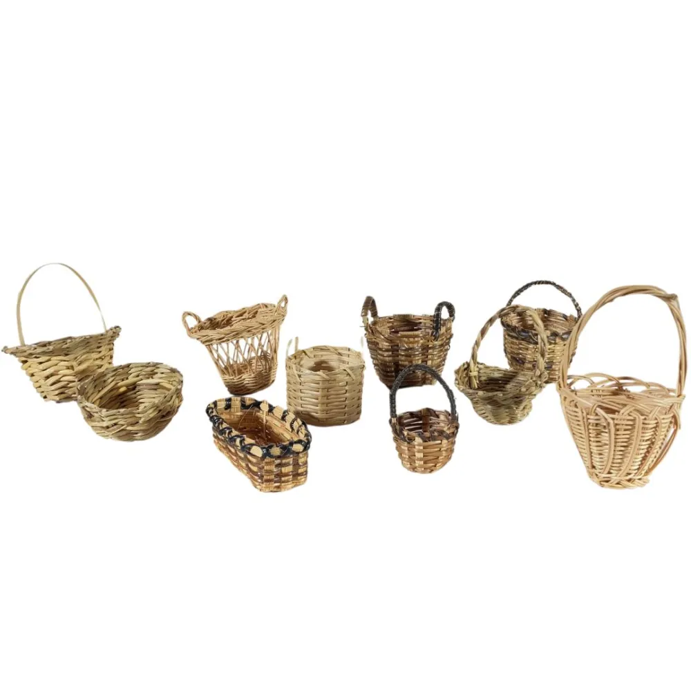 Set of 10 Assorted Woven Baskets for 25–30 cm Nativity Figures