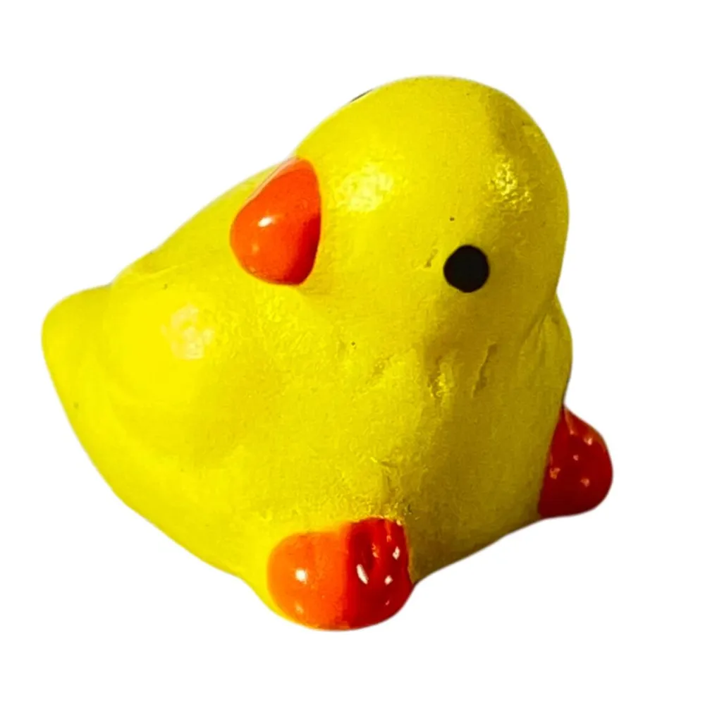 Set of Three Resin Chicks for 20–30 cm Nativity Figures