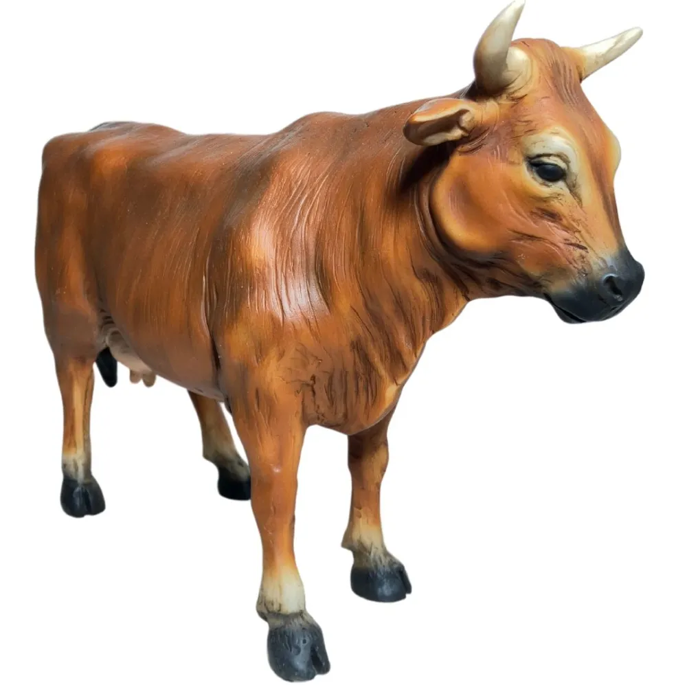 Brown Resin Cow for 25–30 cm Nativity Figures