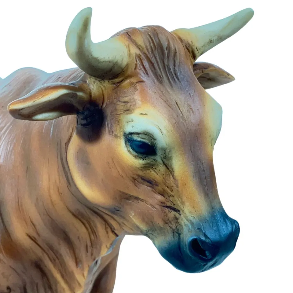 Brown Resin Cow for 25–30 cm Nativity Figures