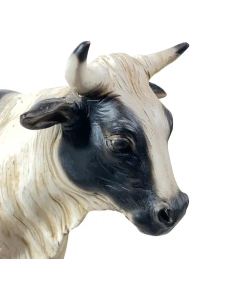 Spotted Resin Cow for 25–30 cm Nativity Figures