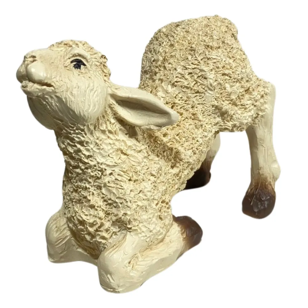 Resin Suckling Lamb for 25–30 cm Nativity Figures