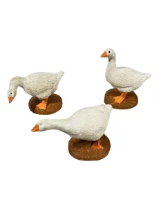 Set of Three PVC Geese for 15–20 cm Nativity Figures 2