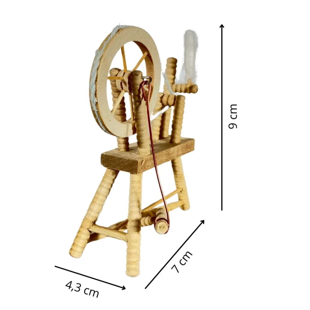 Spinning Wheel for 12–15 cm Nativity Figures