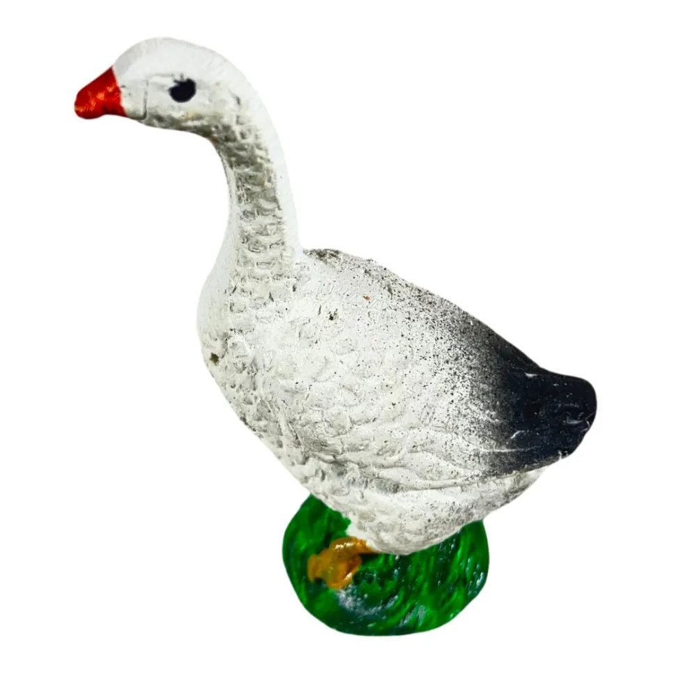 Resin Goose on Grass for 15–20 cm Nativity Figures