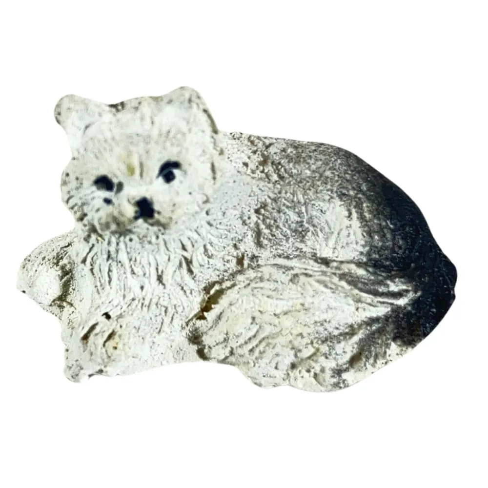 Set of Two Resin Cats for 8–10 cm Nativity Figures