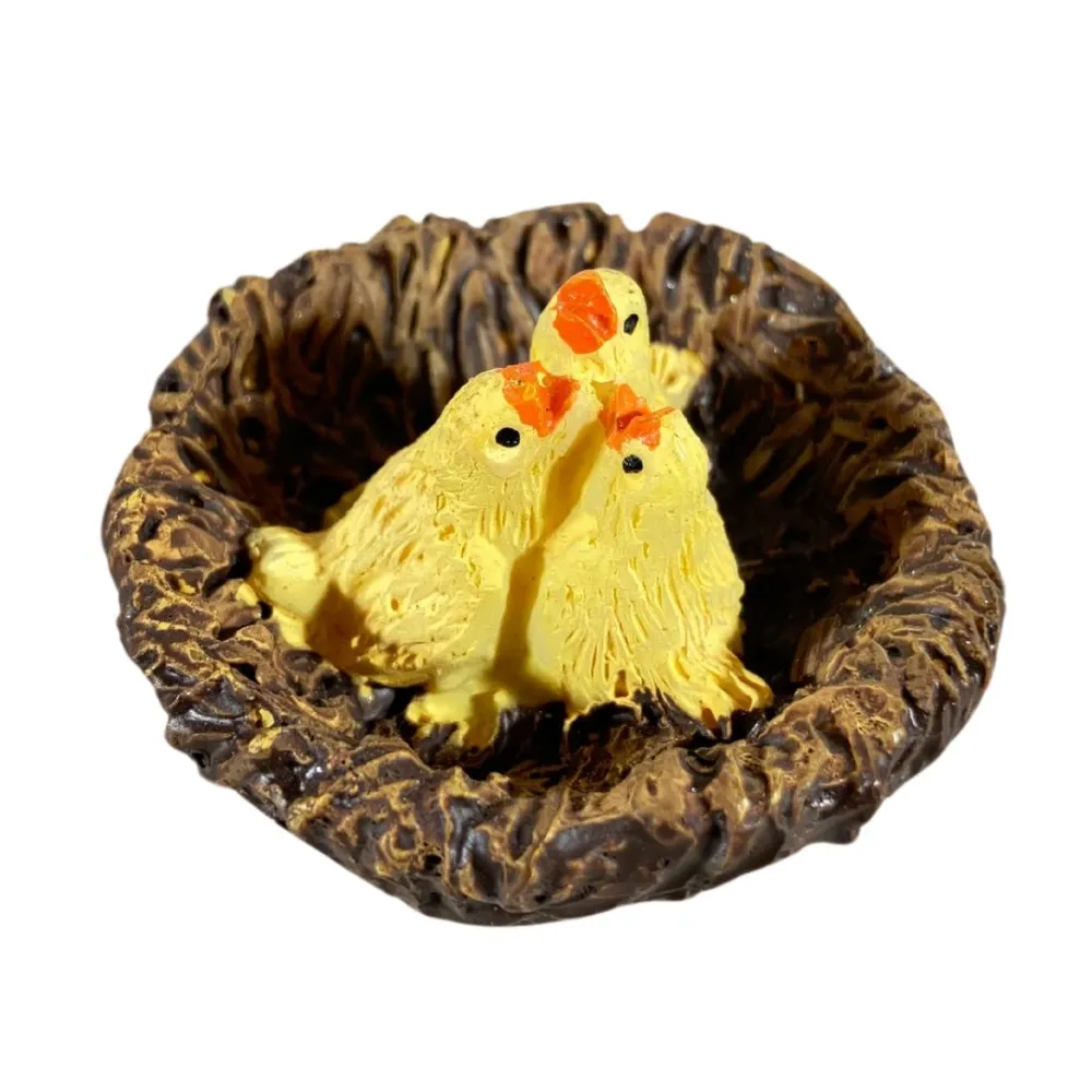 Resin Nest with Chicks for 15–20 cm Nativity Figures