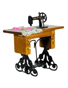 Sewing Machine for 12–15 cm Nativity Figures