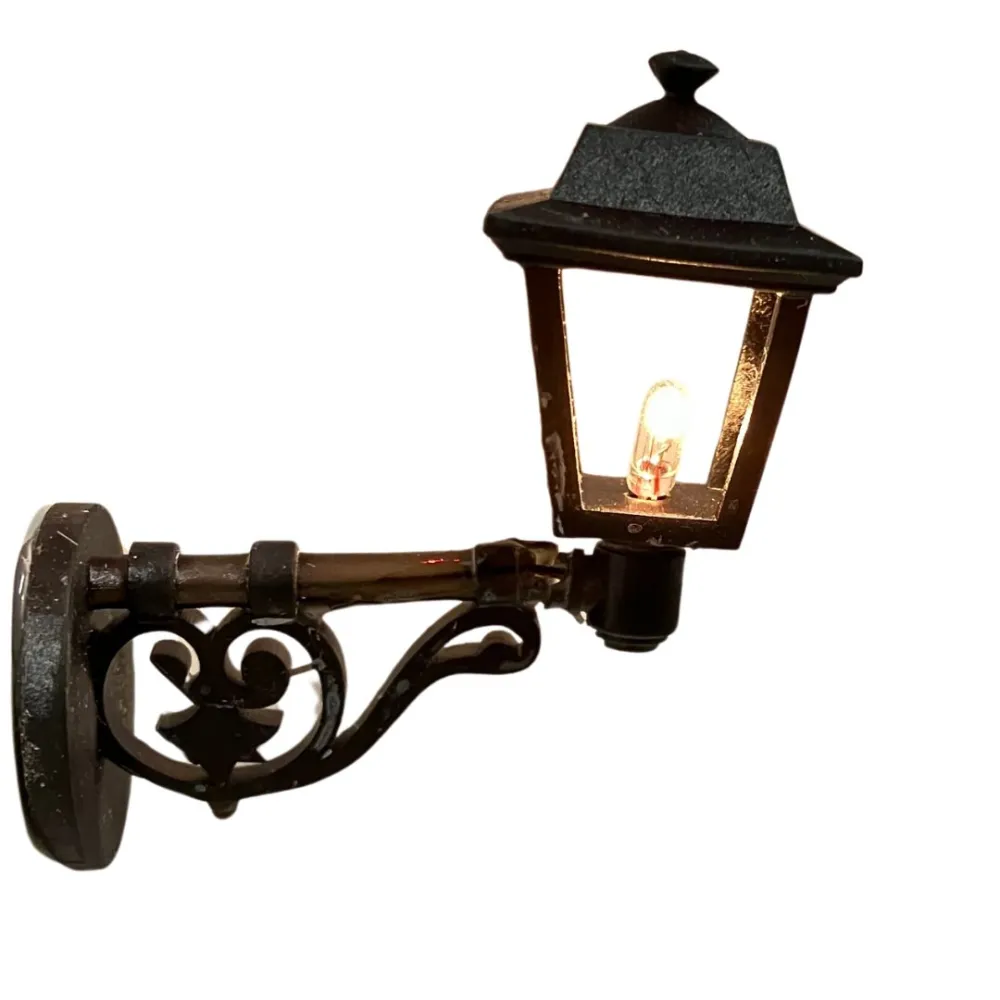 Wall lantern for 20 cm Nativity figures