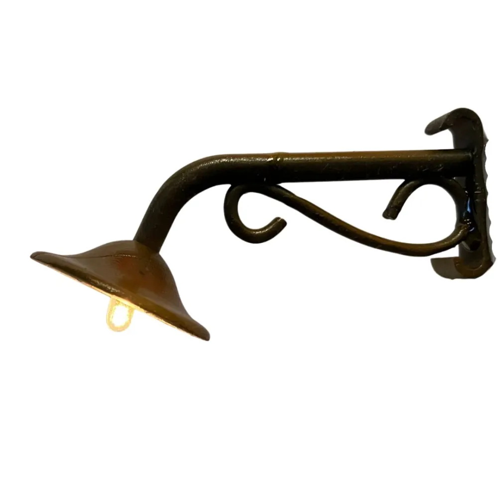 Antique-style wall lamp for 20 cm Nativity figures