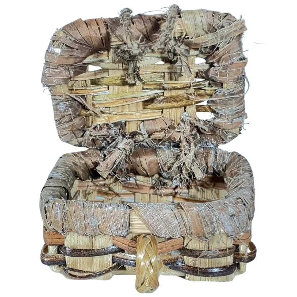 Wicker Storage Chest for 15–20 cm Nativity Figures