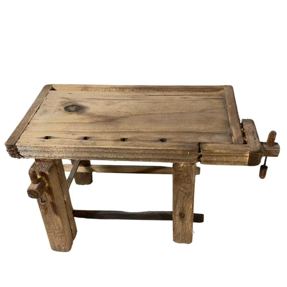 Woodworker’s wooden workbench for 30 cm Nativity figures