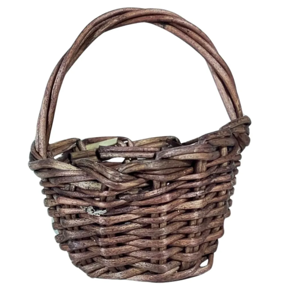 Dark Wicker Basket with Handle for 15–20 cm Nativity Figures