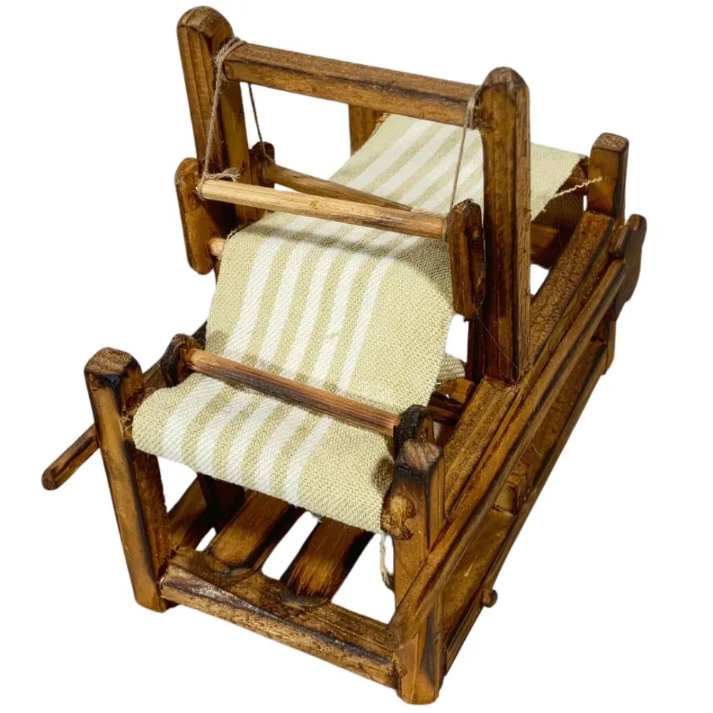 Wooden loom for 15 cm nativity figures