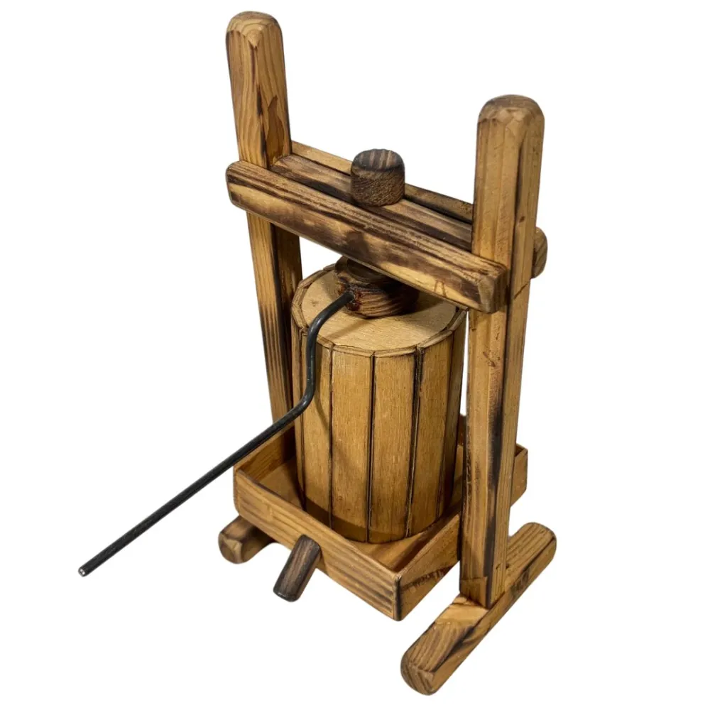Wooden wine press for 10 cm Nativity figures