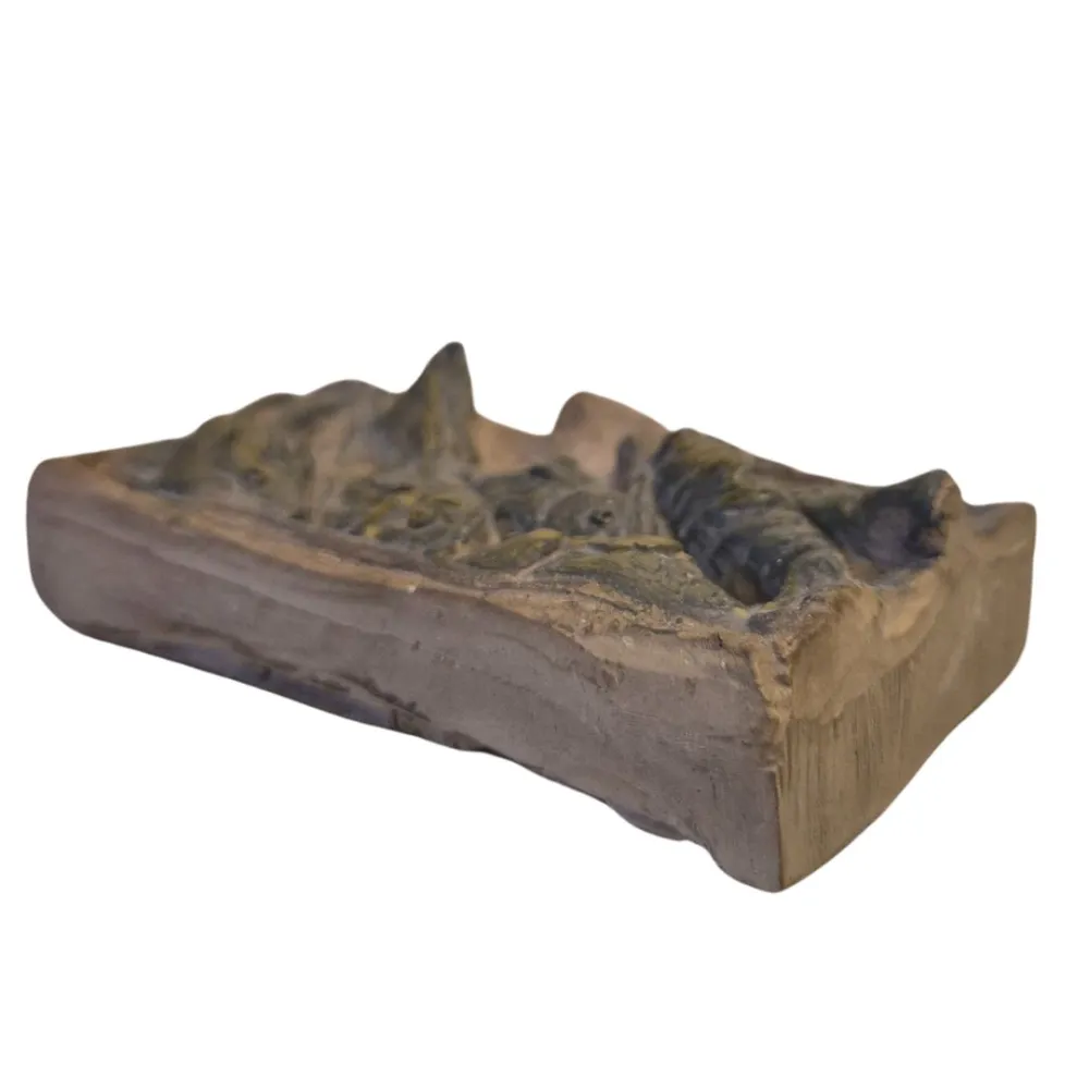 Plaster Crate with Fish for 30 cm Nativity Figures