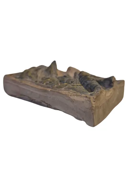 Plaster Crate with Fish for 30 cm Nativity Figures