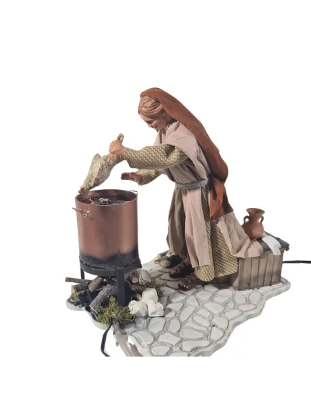 Donna che spenna il pollo palestinese in movimento 30 cm