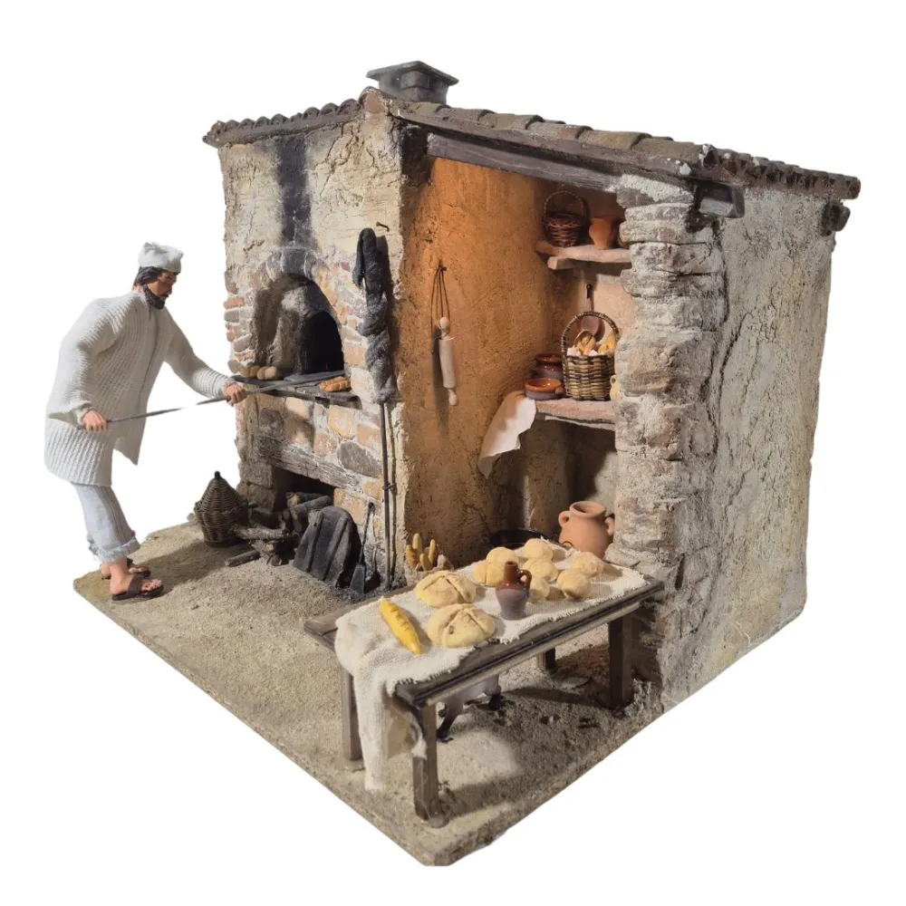 Animated "Lux" Traditional Baker with Real Smoke Effect - 30 cm