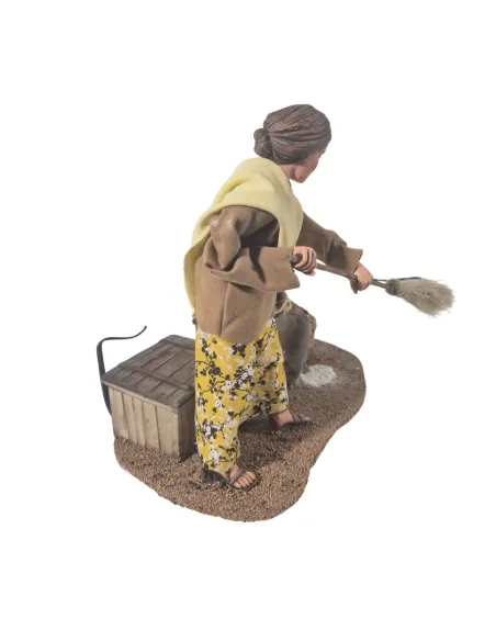 Animated Traditional Woman Chasing a Mouse - 30 cm