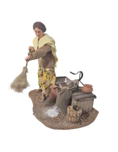 Animated Traditional Woman Chasing a Mouse - 30 cm