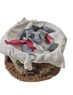 Cesto con pesci in movimento per statue da 30 cm