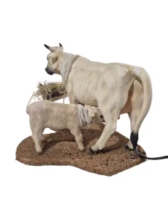 Mucca bianca con vitello in movimento per statue da 30 cm 2