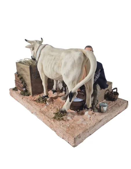 Animated Traditional Milker with White Cow - 30 cm