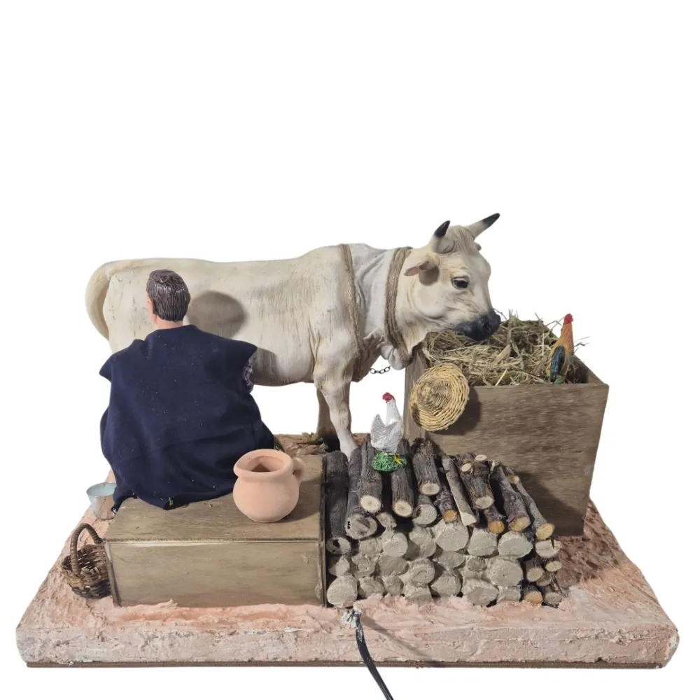 Animated Traditional Milker with White Cow - 30 cm