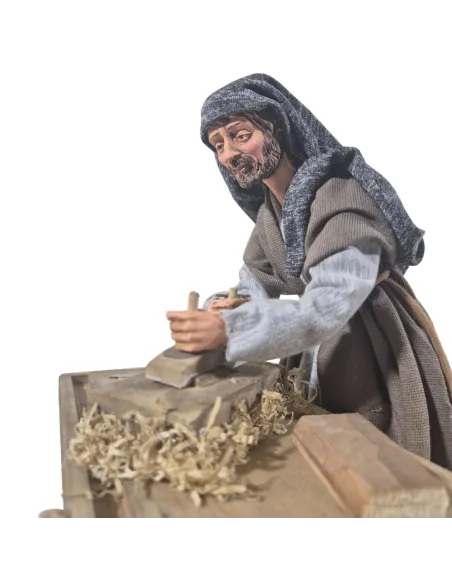 Falegname palestinese che pialla in movimento 30 cm