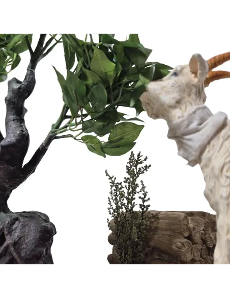 Capra bianca tira foglie da albero in movimento per statue da 30 cm