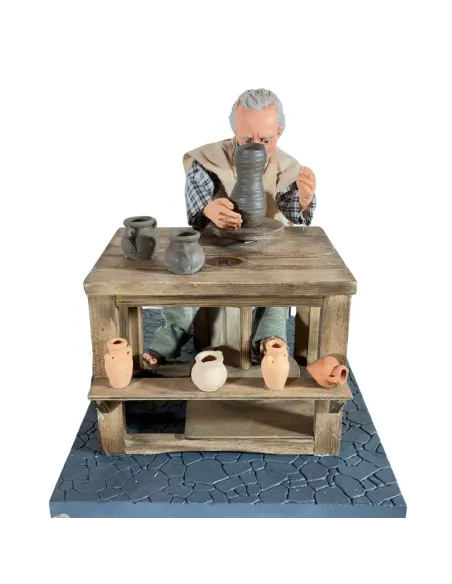Animated Traditional Potter - 30 cm
