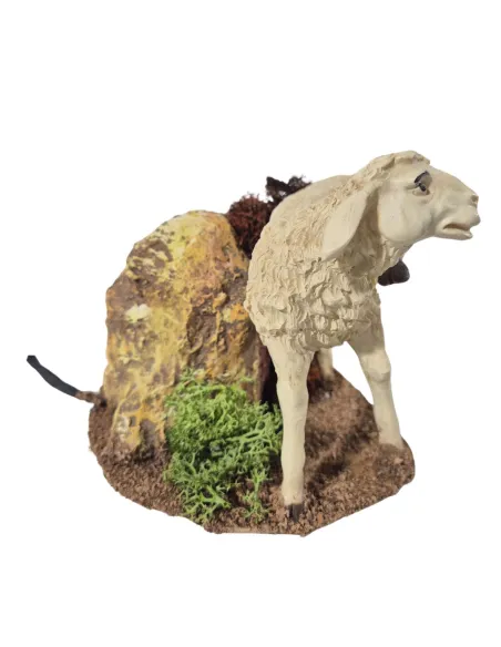 Pecora che si gratta l'orecchio in movimento per statue da 30 cm