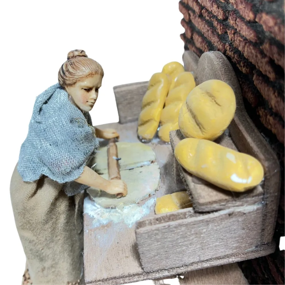 Animated 10 cm Landi Woman with Rolling Pin