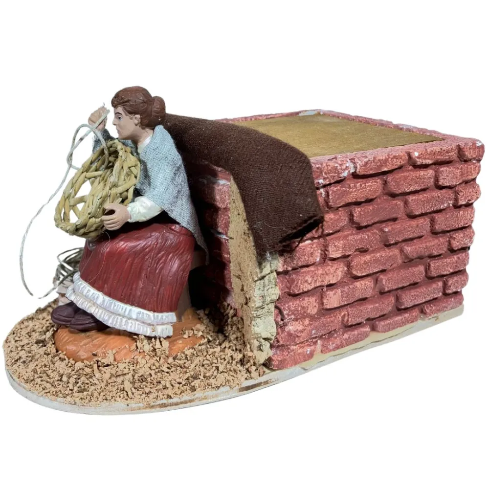 Animated 10 cm Oliver Woman Basket Weaver