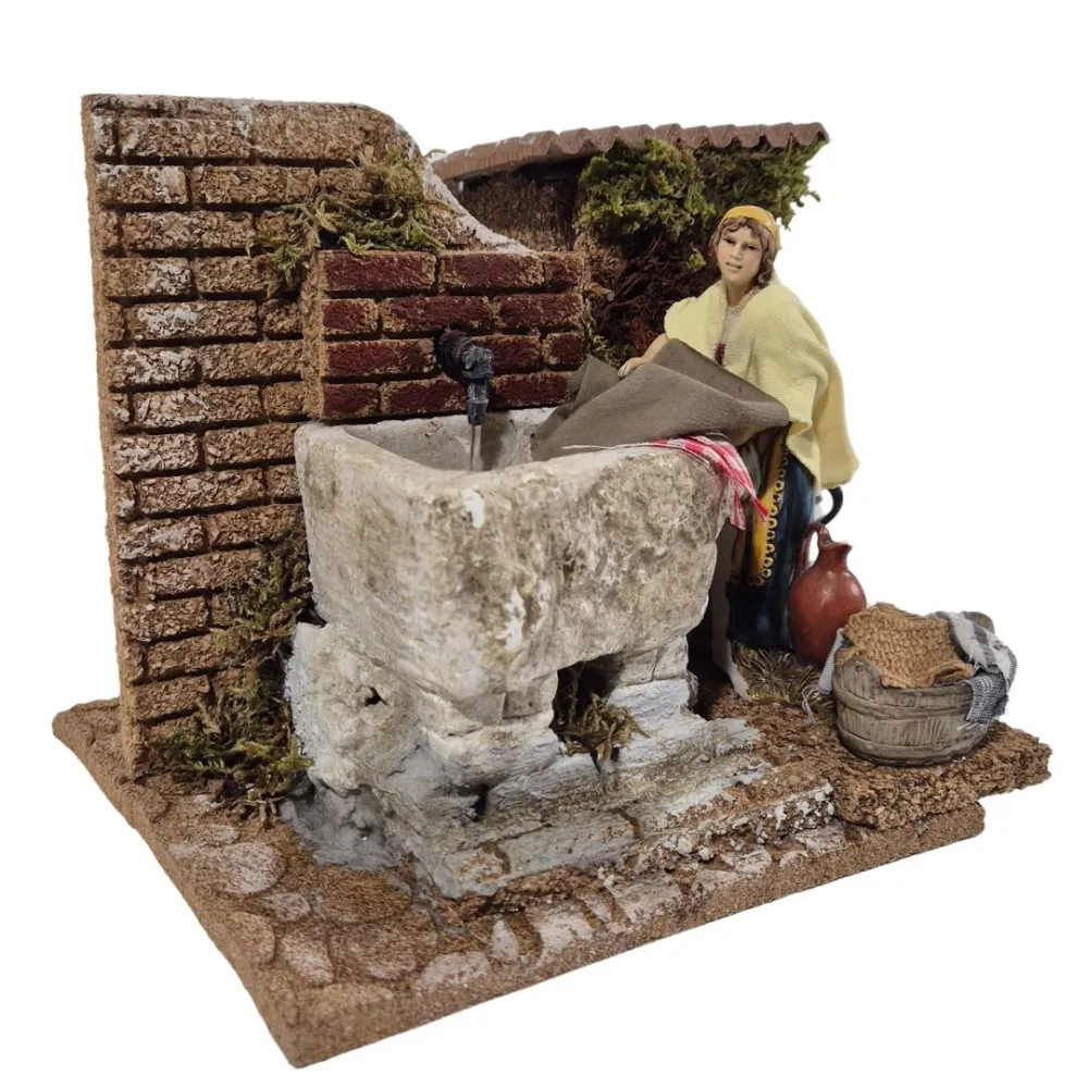 Animated 12 cm Landi Washerwoman with Working Wash Trough