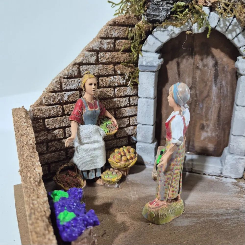 Animated 10 cm Landi Woman Fruit Vendor