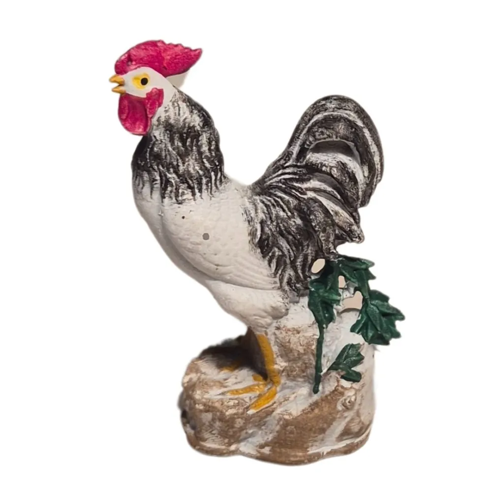 3D-Printed Black and White Crowing Rooster for 10–15 cm Nativity Figures