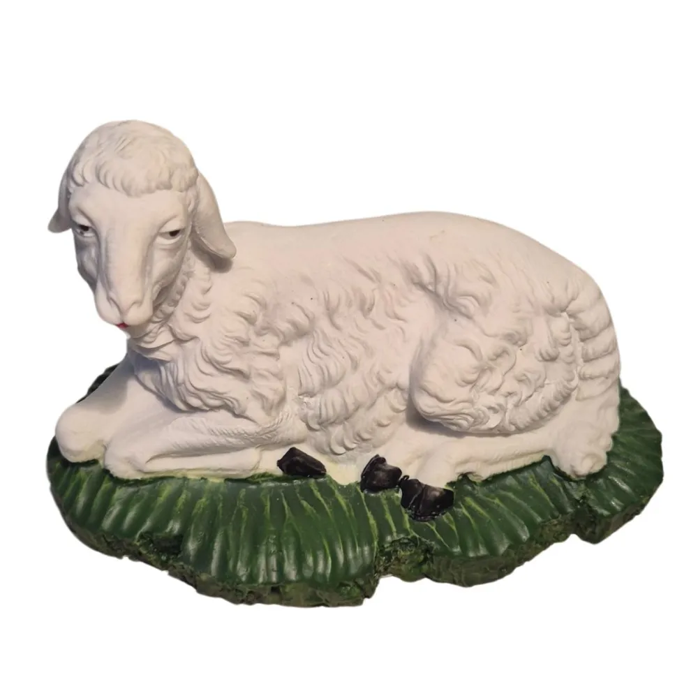 Seated Resin Sheep for 28-30 cm Nativity Figures