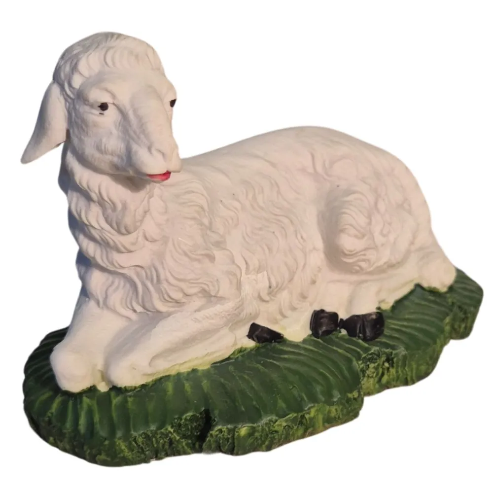 Seated Resin Sheep for 28-30 cm Nativity Figures