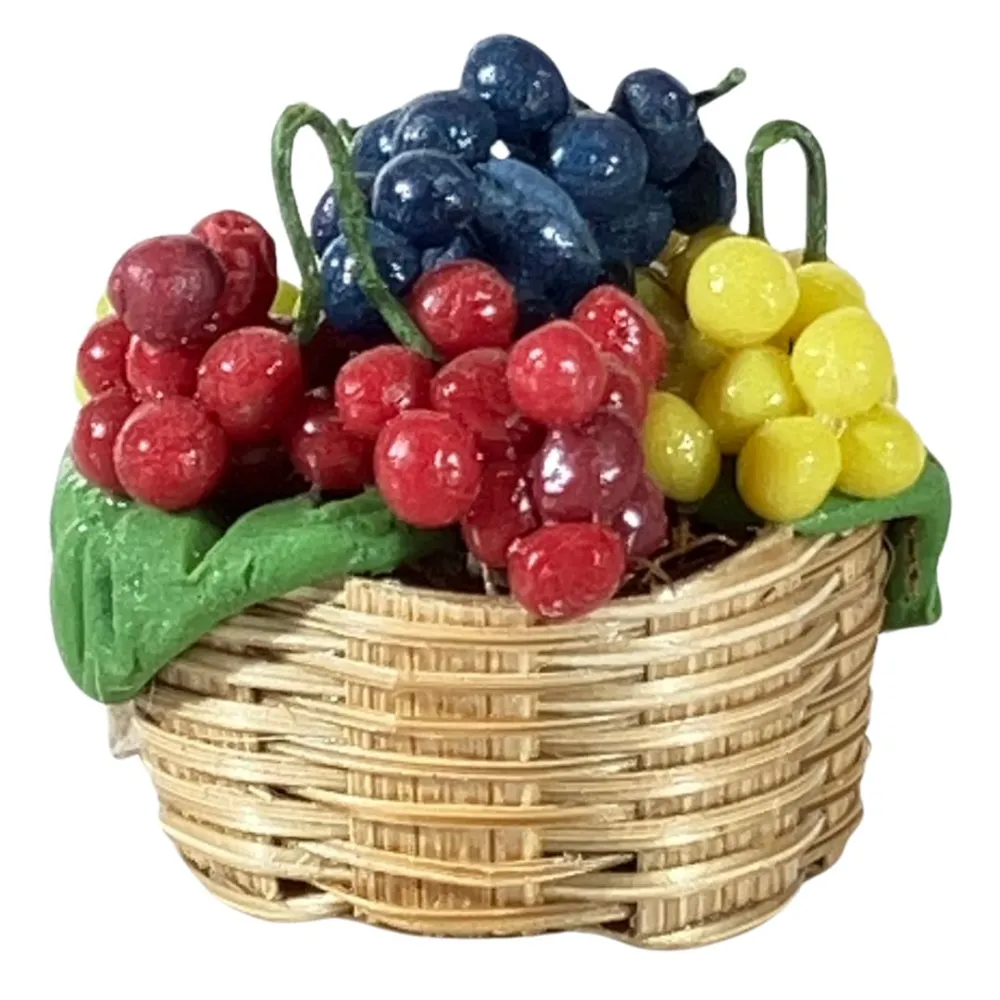 Basket with Grapes for 12–15 cm Nativity Figures