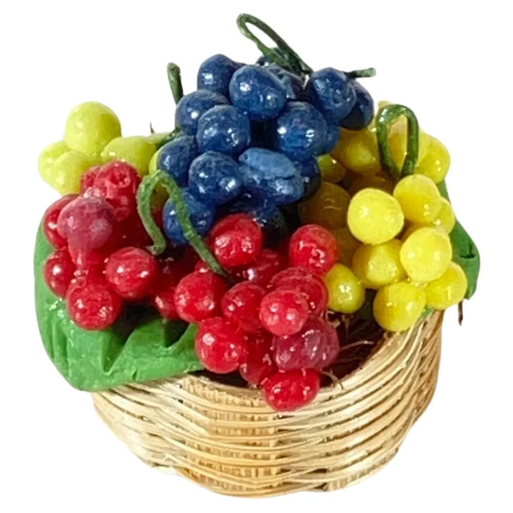 Basket with Grapes for 12–15 cm Nativity Figures