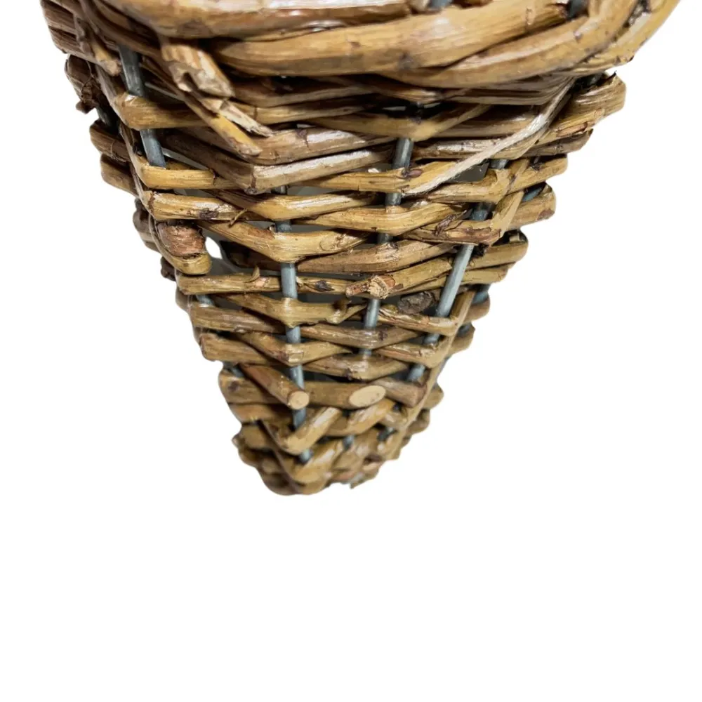 Conical Wicker Basket with Handle for 30–35 cm Nativity Figures